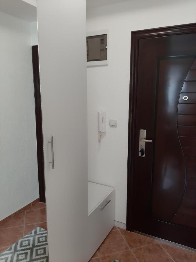 בייאליינה Apartman Poco מראה חיצוני תמונה