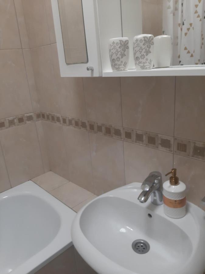 בייאליינה Apartman Poco מראה חיצוני תמונה